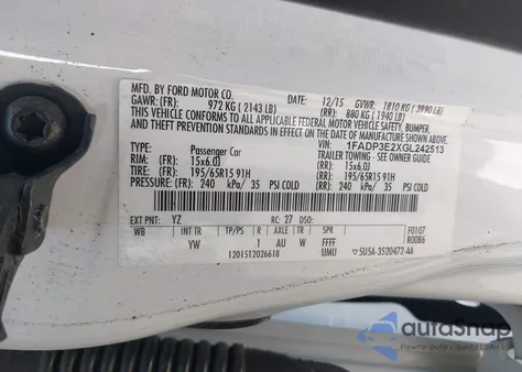 2016 Ford Focus S из США, поврежденный, VIN 1FADP3E2XGL242513